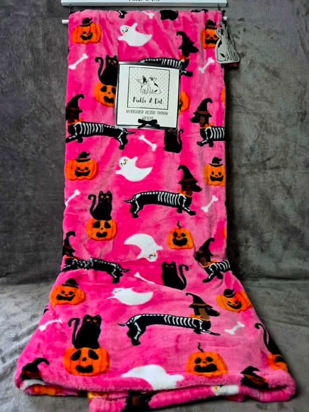 Pink Halloween Plush Throw Blanket with Ghosts & Pumpkins